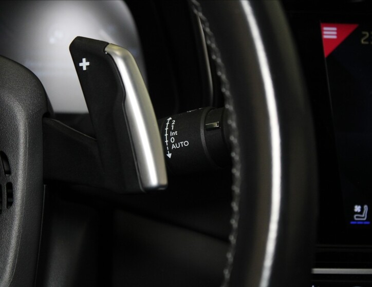 DS Automobiles DS9 28