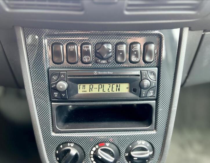 Mercedes-Benz Vaneo 28