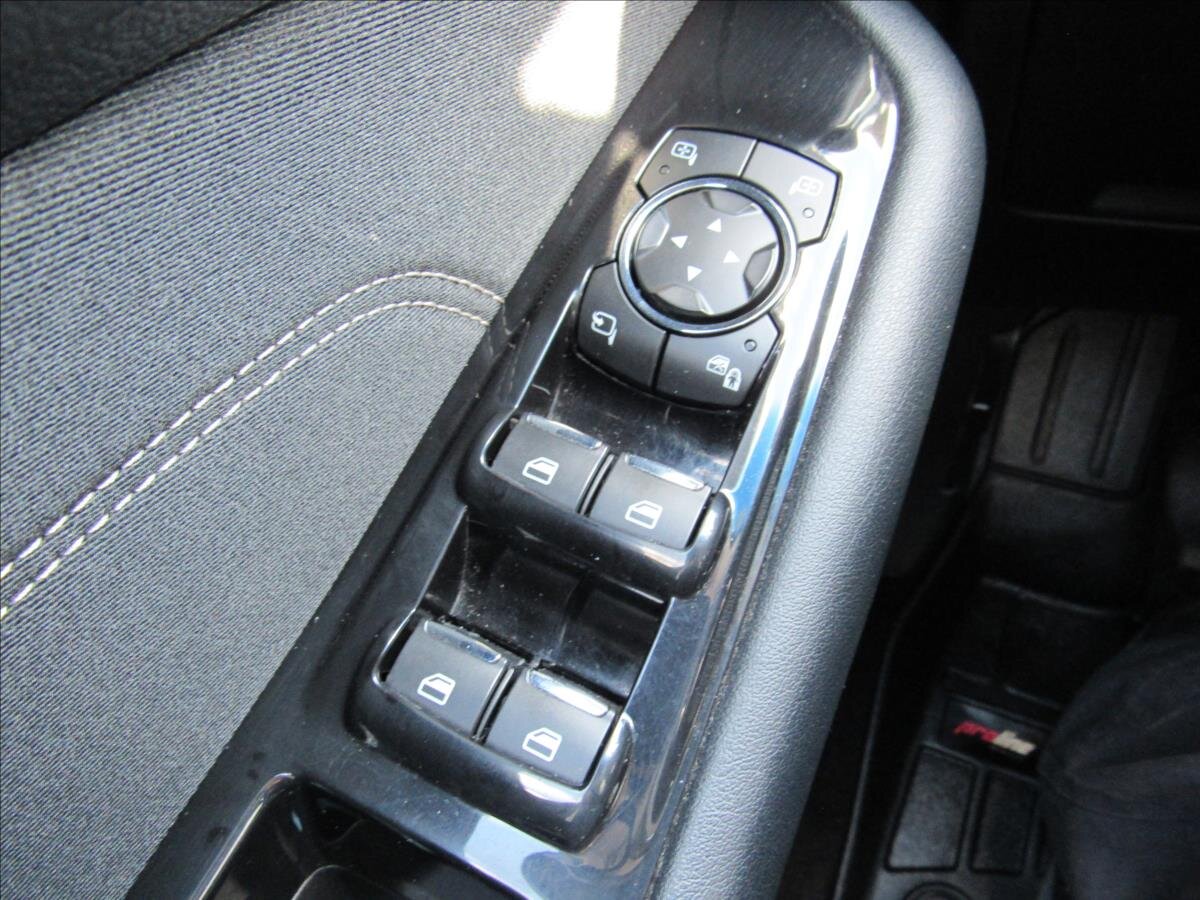 Ford Edge SUV / Terénní 2,0 l 175 kw