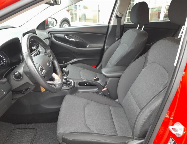 Hyundai i30 Kombi 998,0 88 kw