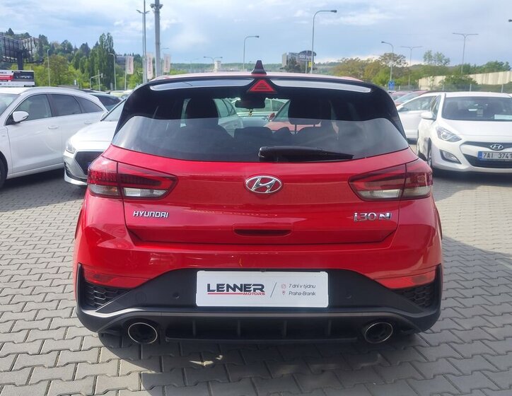 Hyundai i30 Hatchback 2,0 l 206 kw