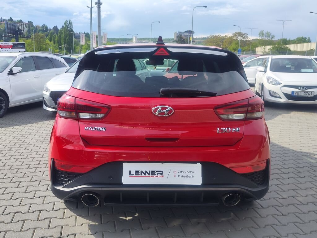 Hyundai i30 Hatchback 2,0 l 206 kw