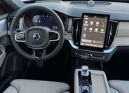 Volvo XC90 SUV / Terénní 2,0 l 335 kw