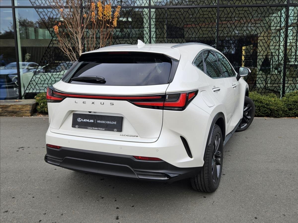 Lexus NX 450h plus SUV / Terénní 2,5 l 227 kw