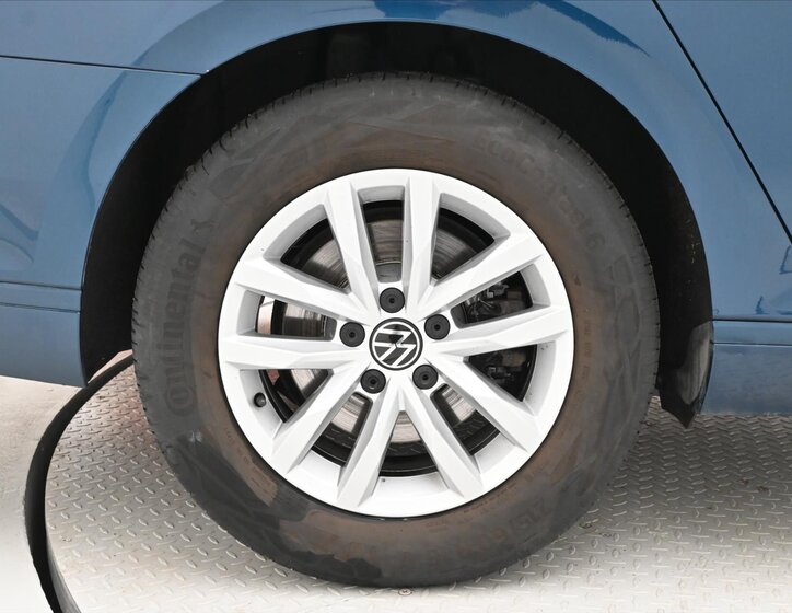 Volkswagen Passat Kombi 2,0 l 110 kw