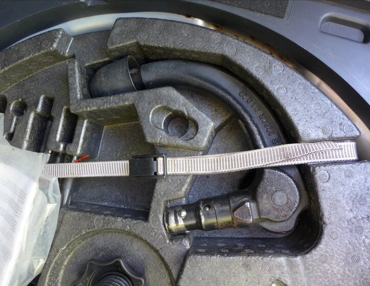 Volkswagen Touran Kombi 1,6 l 77 kw