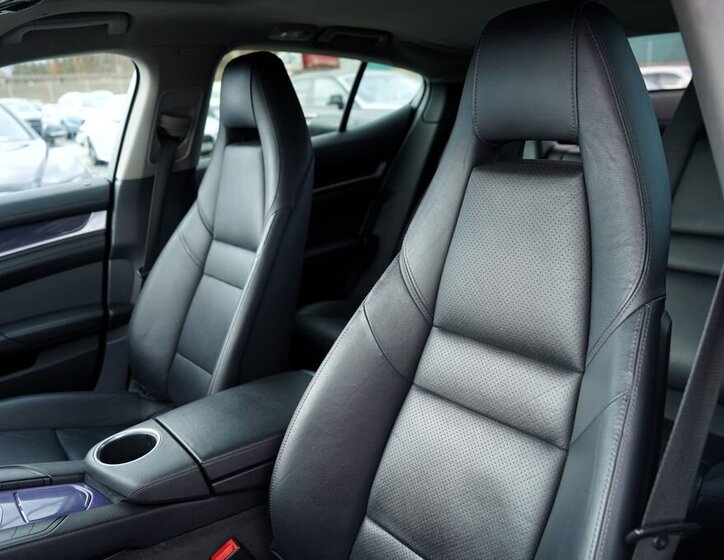 Porsche Panamera Sedan 3,6 l 220 kw