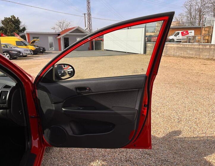 Hyundai i30 Kombi 1,6 l 66 kw