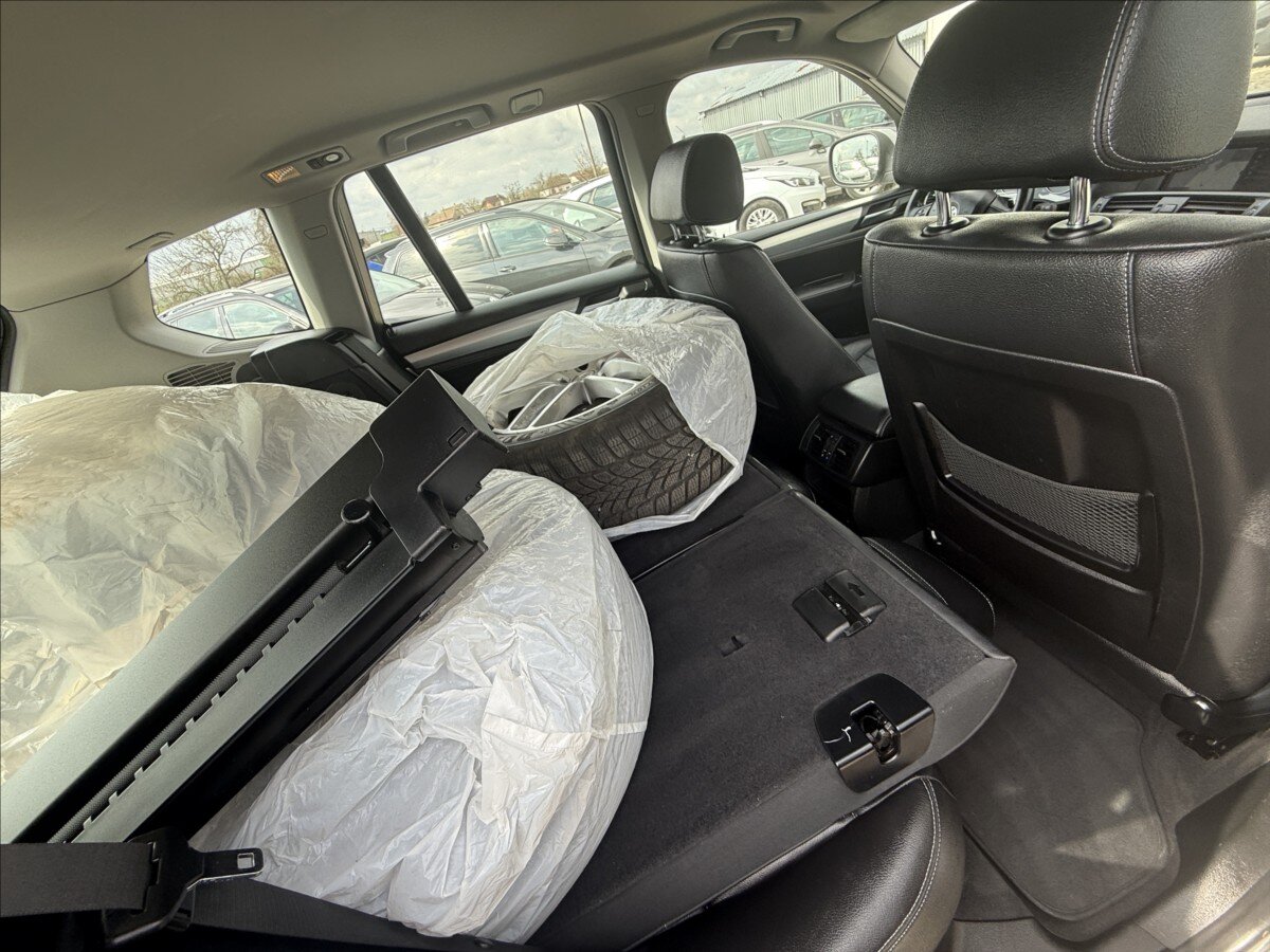 BMW X3 SUV / Terénní 3,0 l 225 kw