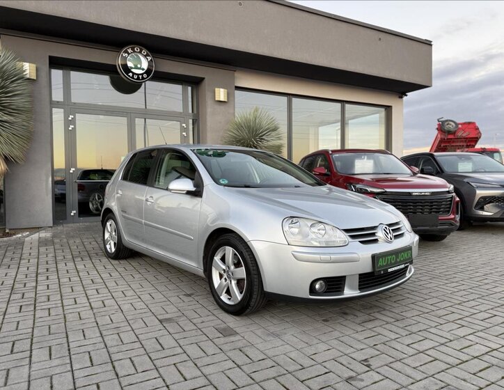 Volkswagen Golf Hatchback 1,4 l 90 kw