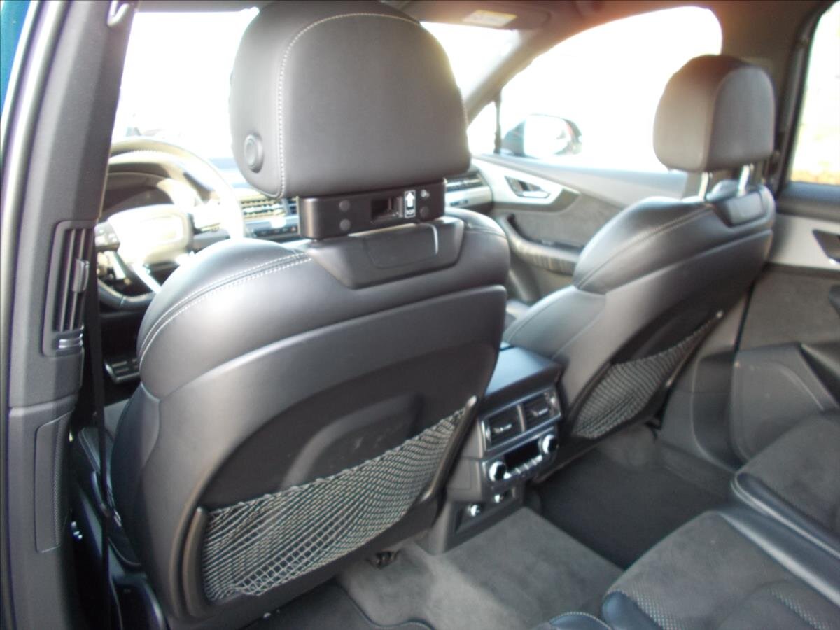 Audi Q7 SUV 3,0 l 160 kw
