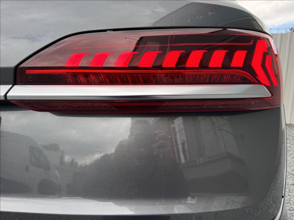 Audi SQ7 Kombi 4,0 l 320 kw