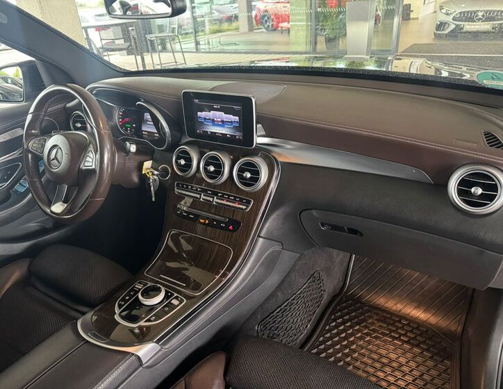 Mercedes-Benz GLC 15