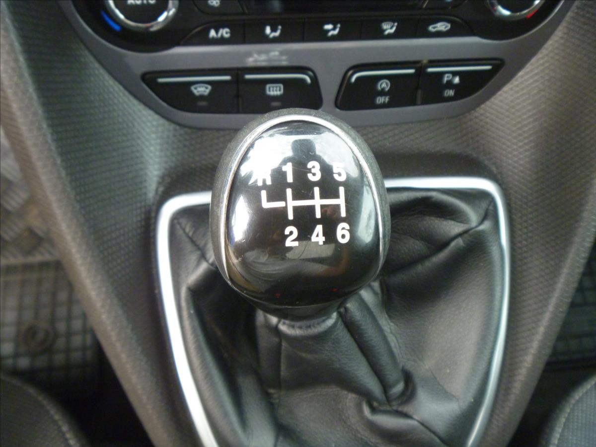 Ford Tourneo Connect MPV 1,5 l 88 kw