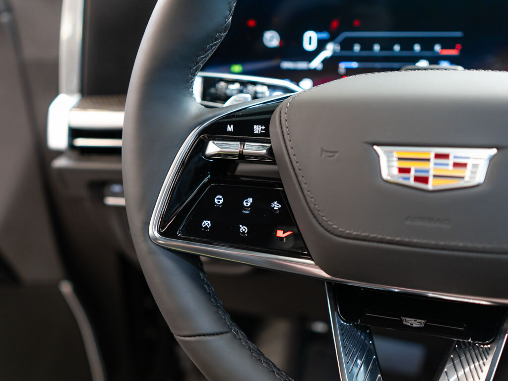 Cadillac Escalade SUV / Terénní 6,2 l 508 kw