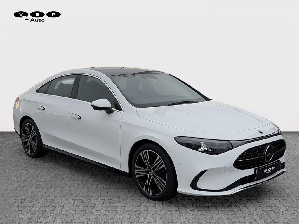 Mercedes-Benz CLA Sedan / Limuzína 1,3 l 120 kw