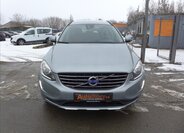 Volvo XC60 SUV 2,4 l 120 kw