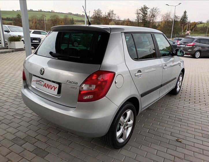 Škoda Fabia Hatchback 1,2 l 44 kw