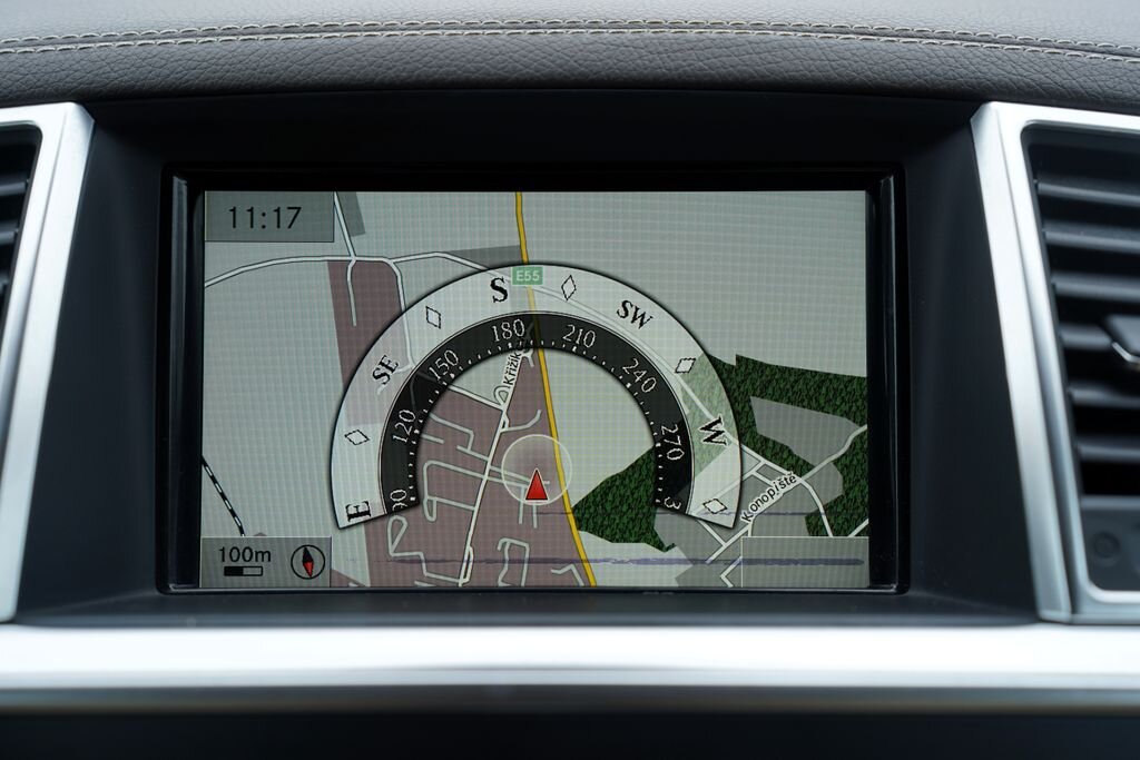 Mercedes-Benz GL SUV / Terénní 4,7 l 320 kw