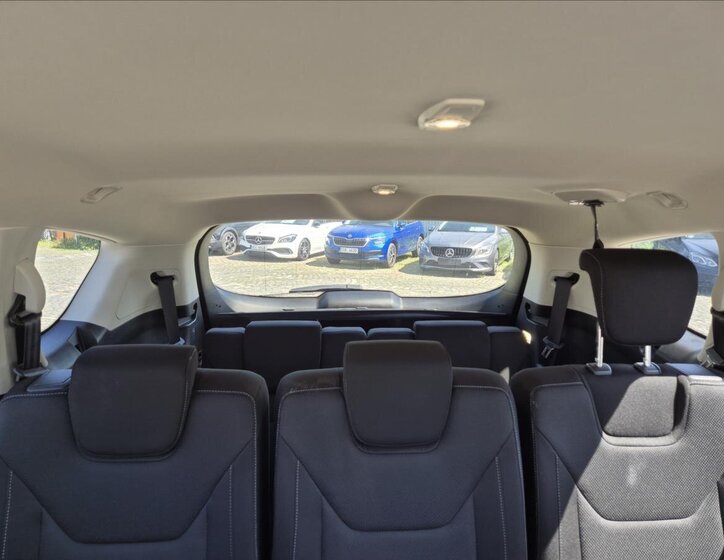 Ford S-MAX MPV 2,0 l 132 kw