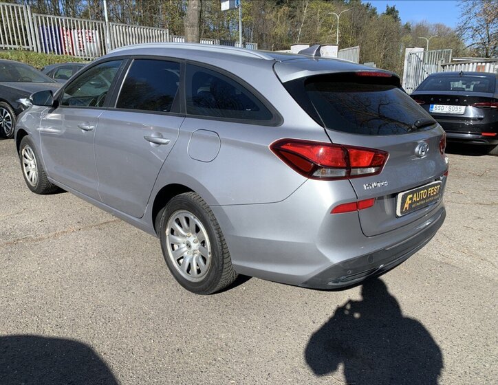 Hyundai i30 Kombi 1,5 l 81 kw