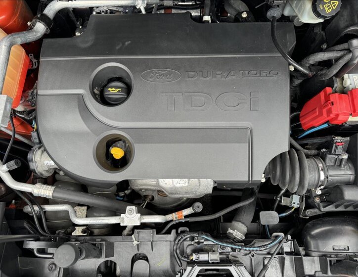 Ford EcoSport MPV 1,5 l 88 kw