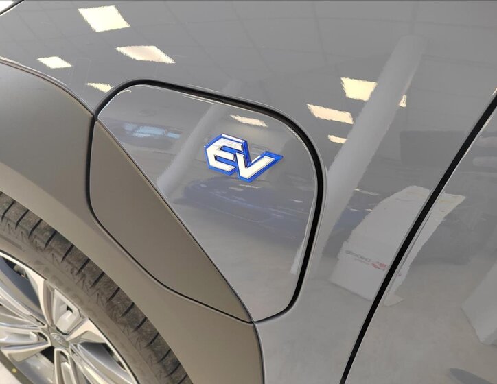 Subaru Solterra SUV / Terénní 0,0 160 kw