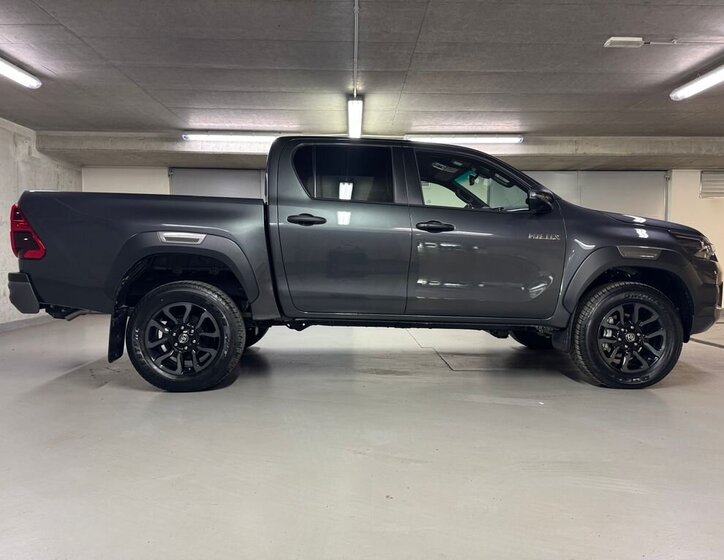 Toyota Hilux Pick-up 2,8 l 150 kw