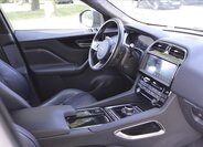 Jaguar F-Pace SUV / Terénní 2,0 l 132 kw