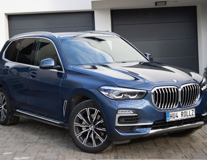 BMW X5 SUV 3,0 l 195 kw