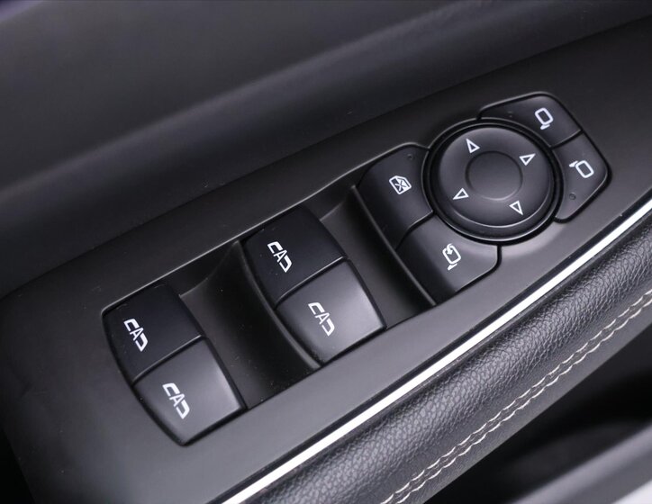 Opel Insignia Kombi 2,0 l 128 kw