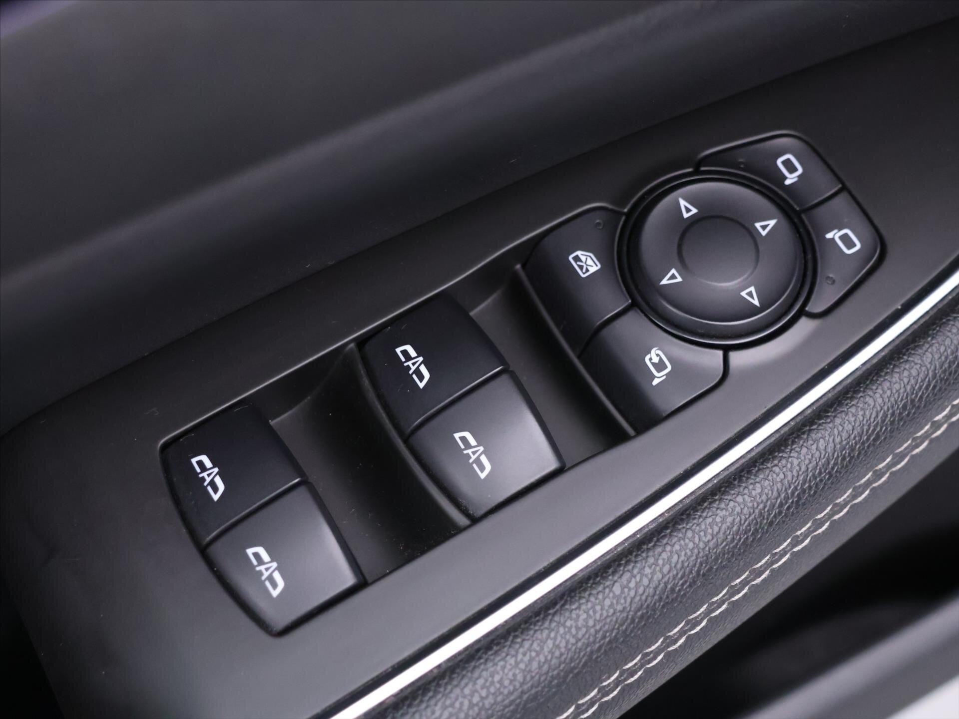 Opel Insignia Kombi 2,0 l 128 kw