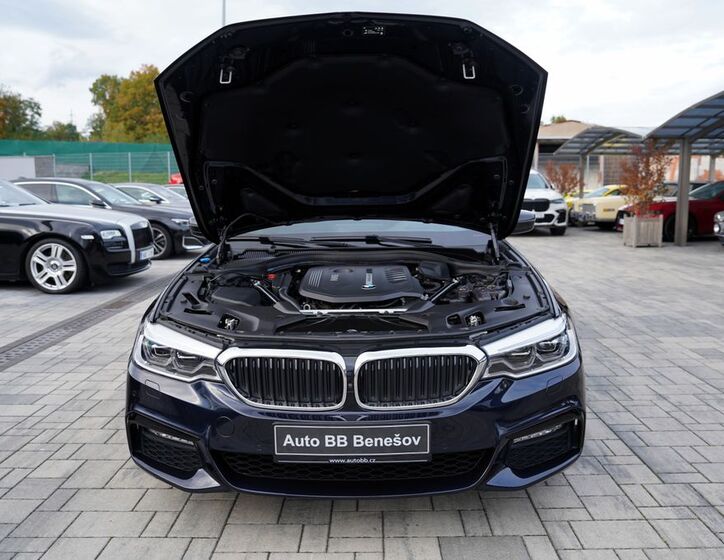 BMW Řada 5 9