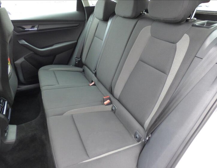 Škoda Karoq SUV / Terénní 999,0 85 kw