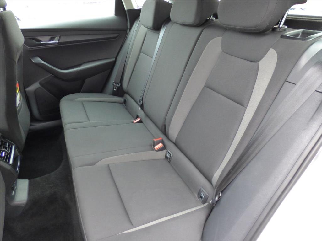 Škoda Karoq SUV / Terénní 999,0 85 kw