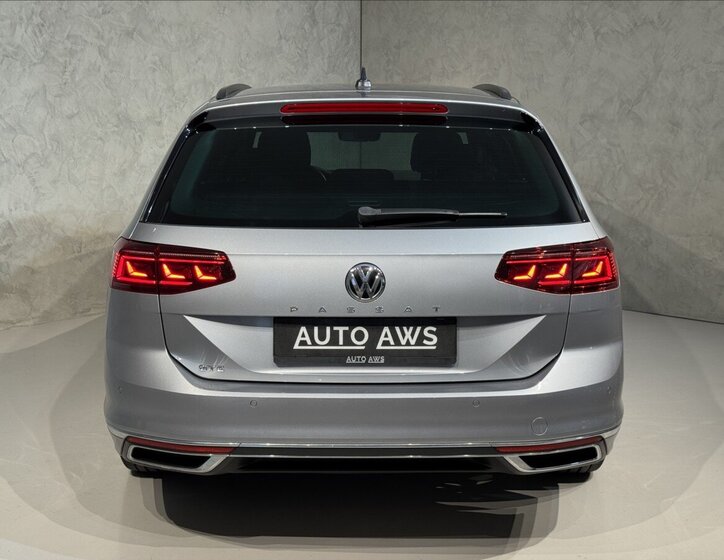 Volkswagen Passat Kombi 1,4 l 160 kw