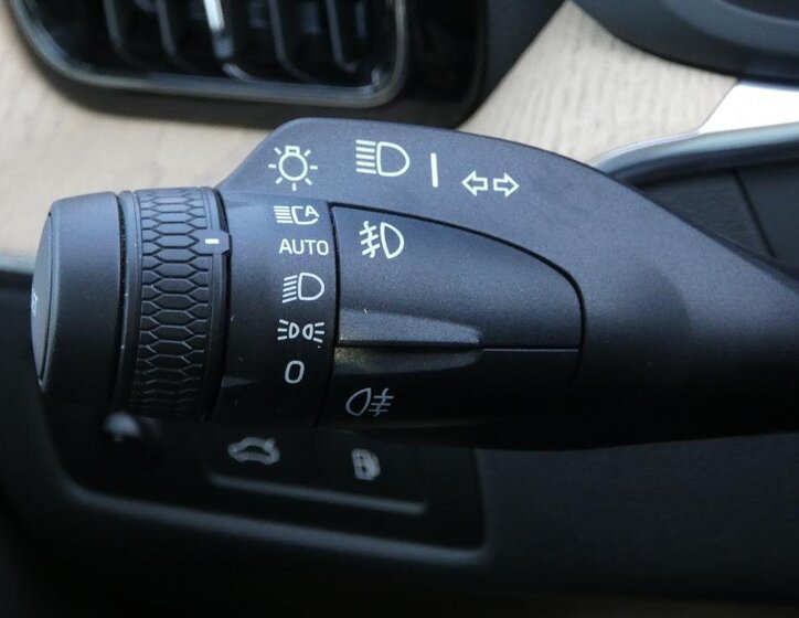 Volvo XC60 SUV 2,0 l 228 kw