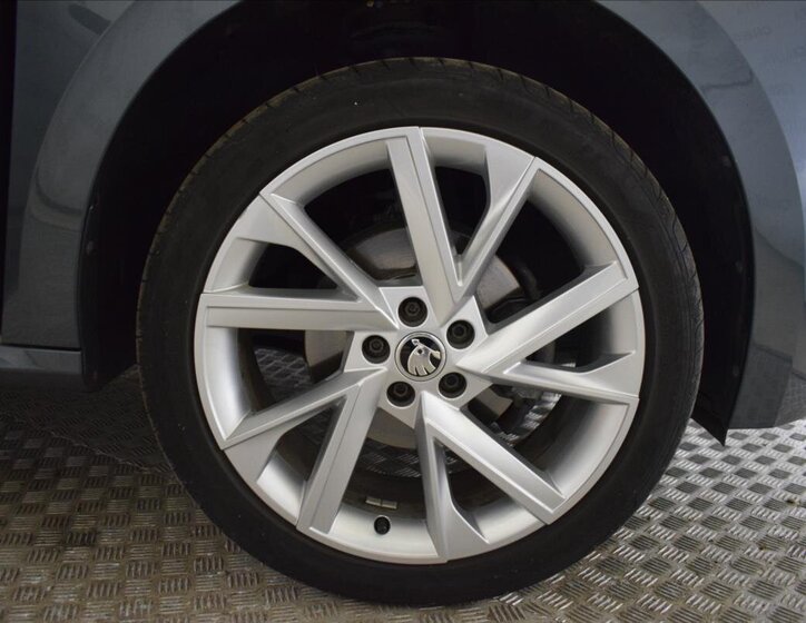 Škoda Kamiq SUV / Terénní 999,0 81 kw