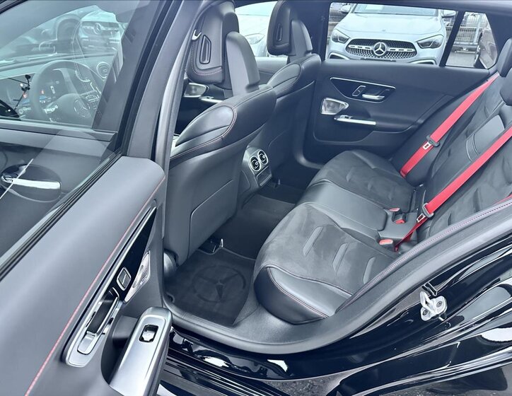 Mercedes-Benz Třídy C 10