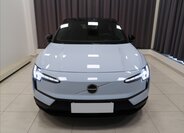 Volvo EX30 SUV / Terénní 0,0 200 kw
