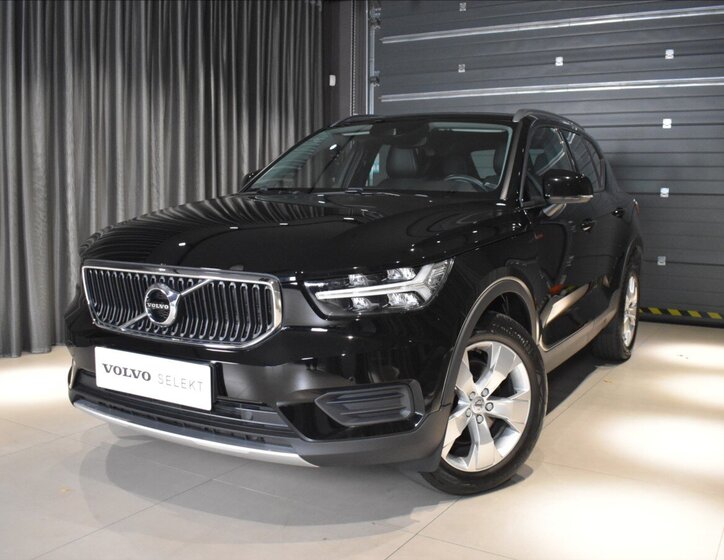 Volvo XC40 1