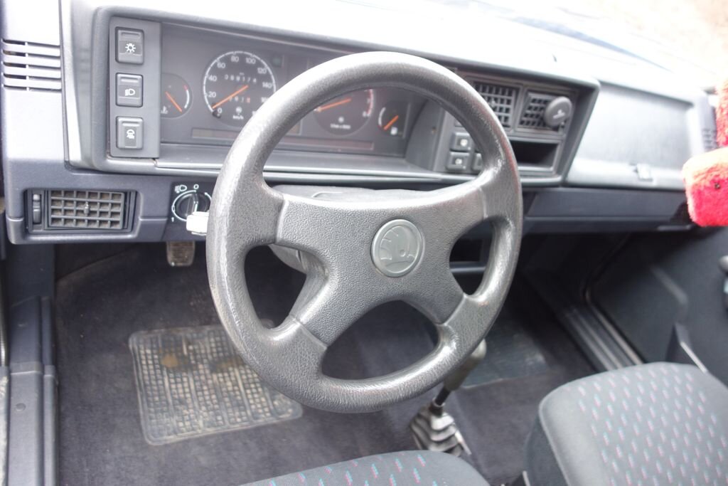 Škoda Favorit Hatchback 1,3 l 43 kw