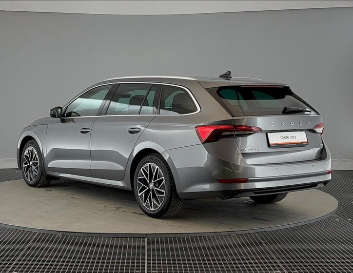 Škoda Octavia Kombi 2,0 l 110 kw