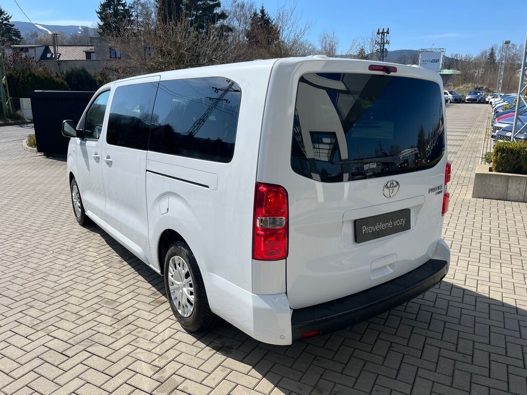Toyota ProAce Verso VAN / Minibus 2,0 l 106 kw