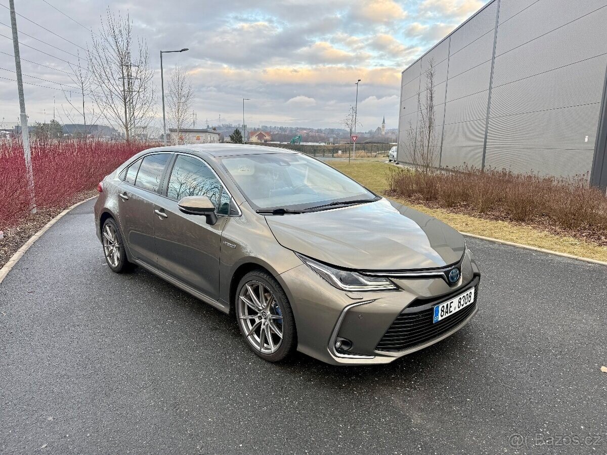 Toyota Corolla Sedan / Limuzína 0,0 72 kw