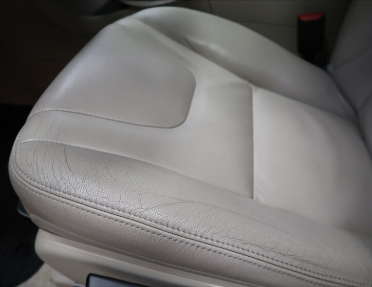 Volvo S60 Sedan / Limuzína 2,0 l 140 kw