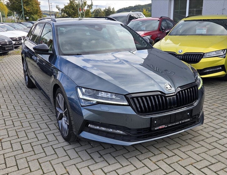 Škoda Superb 4