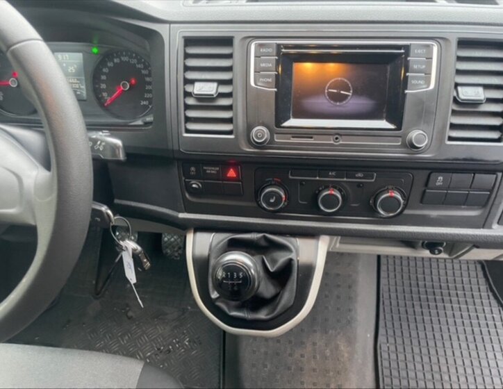 Volkswagen Transporter Skříň 2,0 l 75 kw