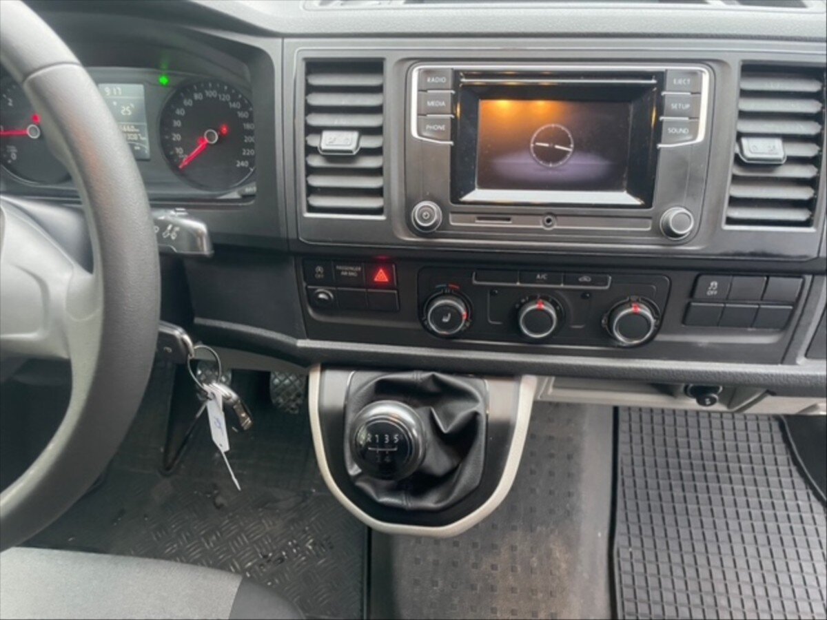 Volkswagen Transporter Skříň 2,0 l 75 kw