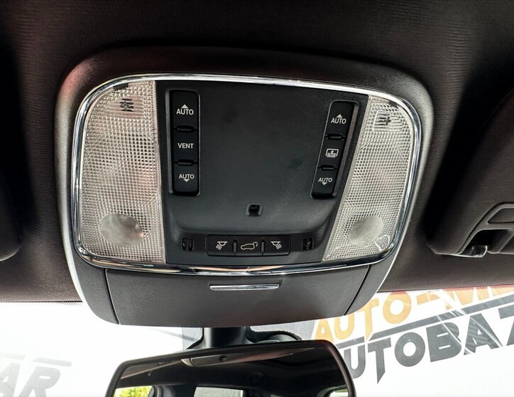 Jeep Grand Cherokee Kombi 3,0 l 184 kw